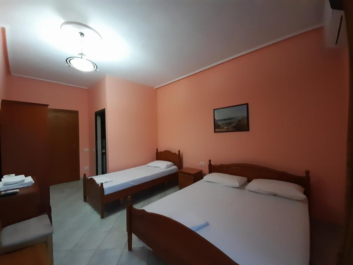 Hotel Rossi Vlorë Exterior foto