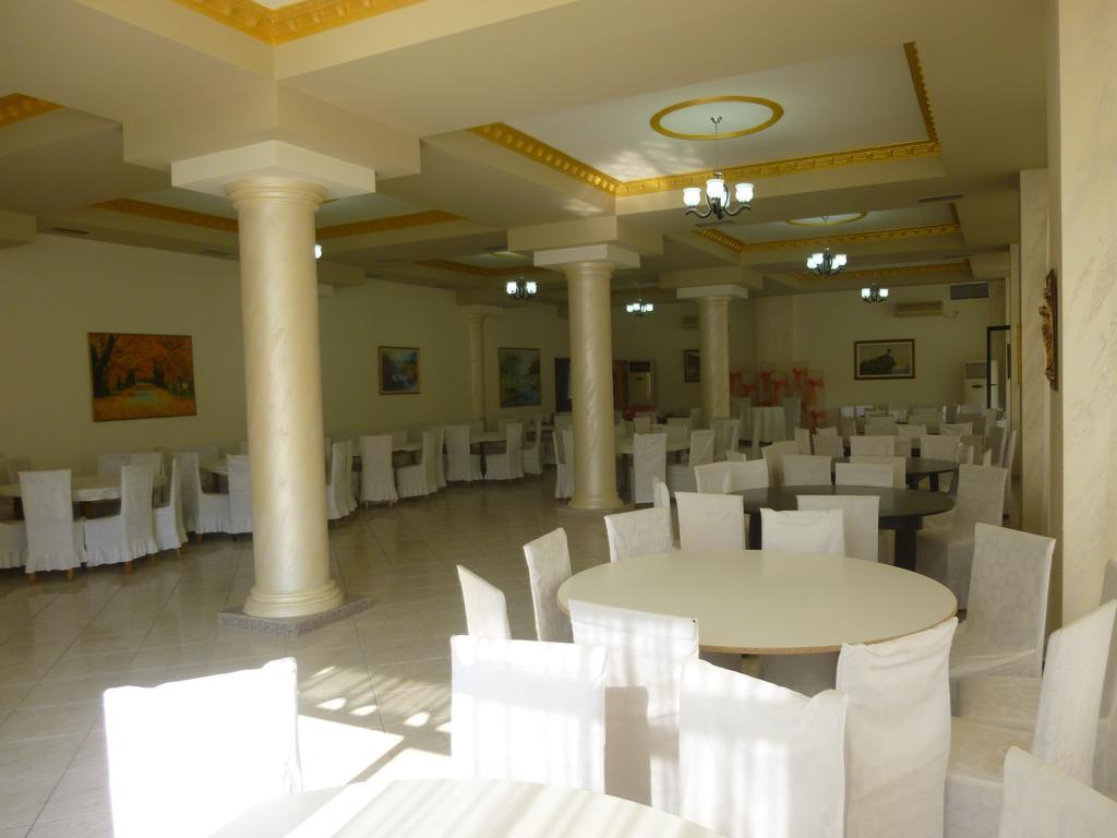 Hotel Rossi Vlorë Exterior foto